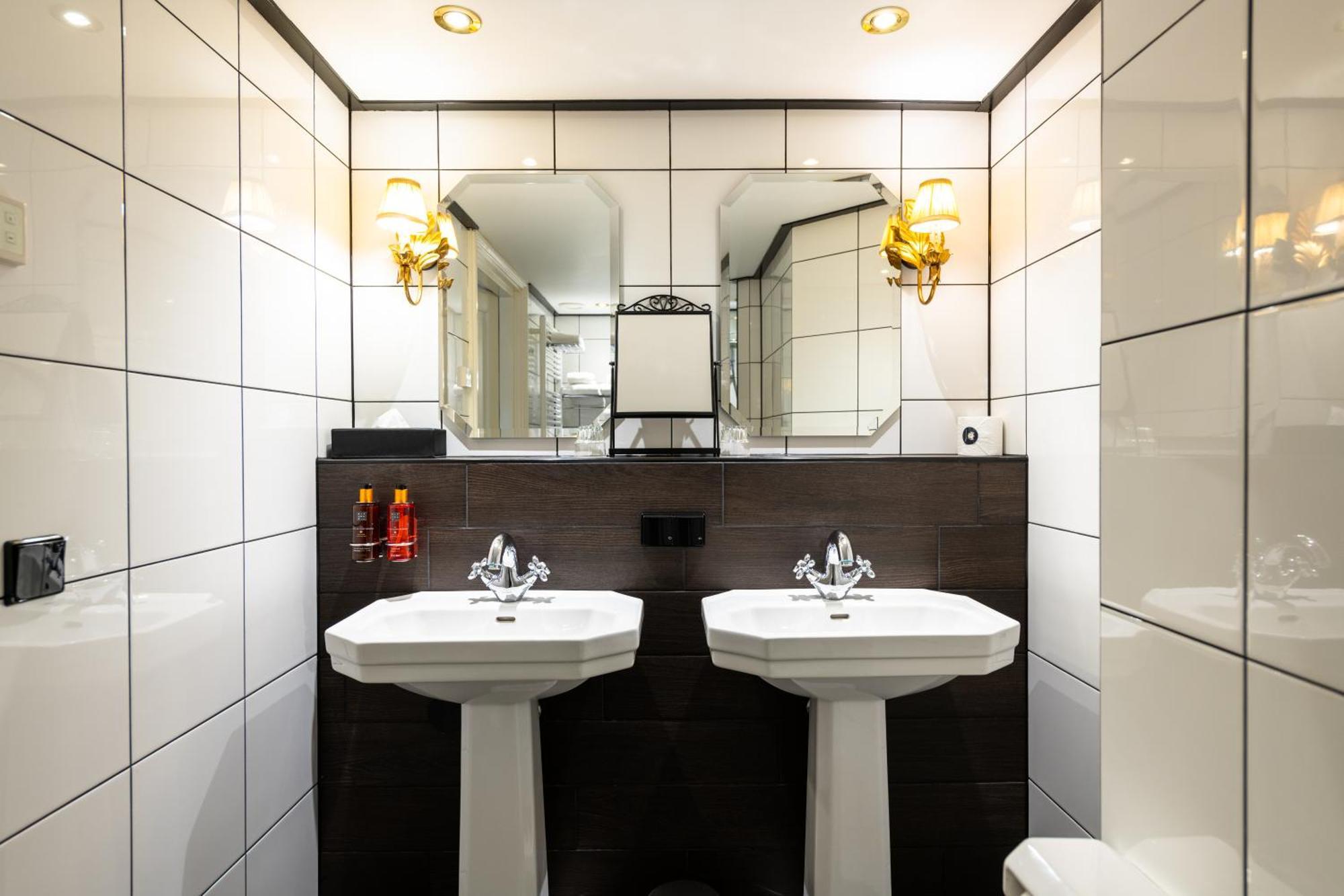 Grand Boutique Hotel-Restaurant Huis Vermeer Девентер Номер фото