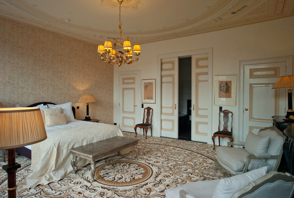 Grand Boutique Hotel-Restaurant Huis Vermeer Девентер Екстер'єр фото
